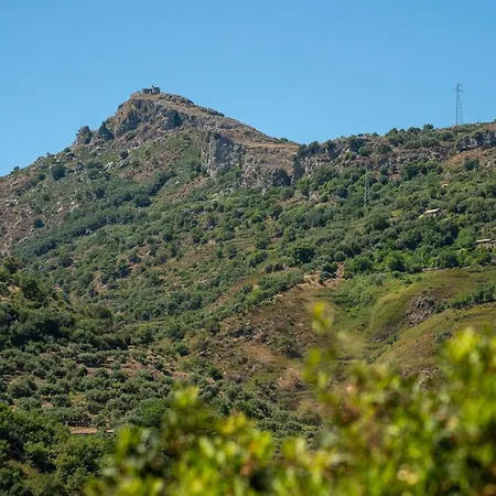Bed and Breakfast Pietra Luce Roccalumera